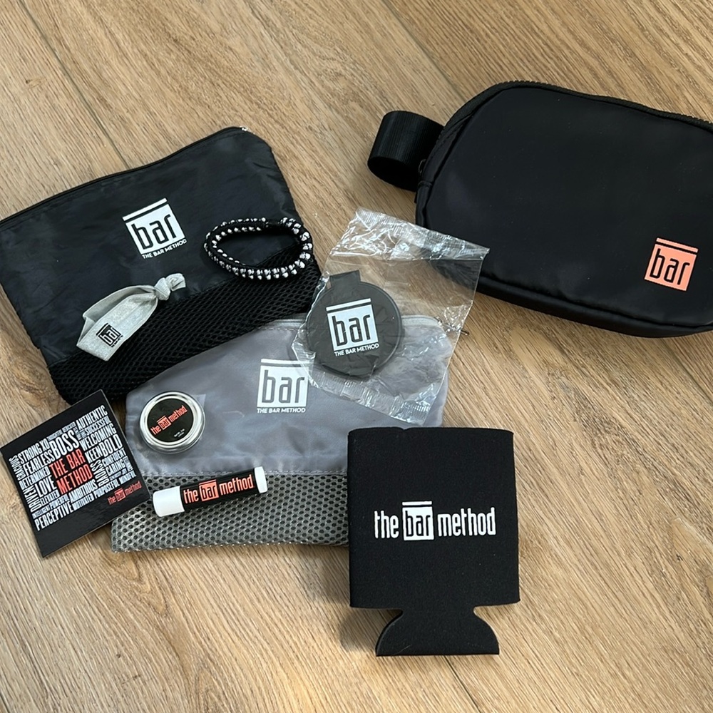 New The Bar Method Bag & other!